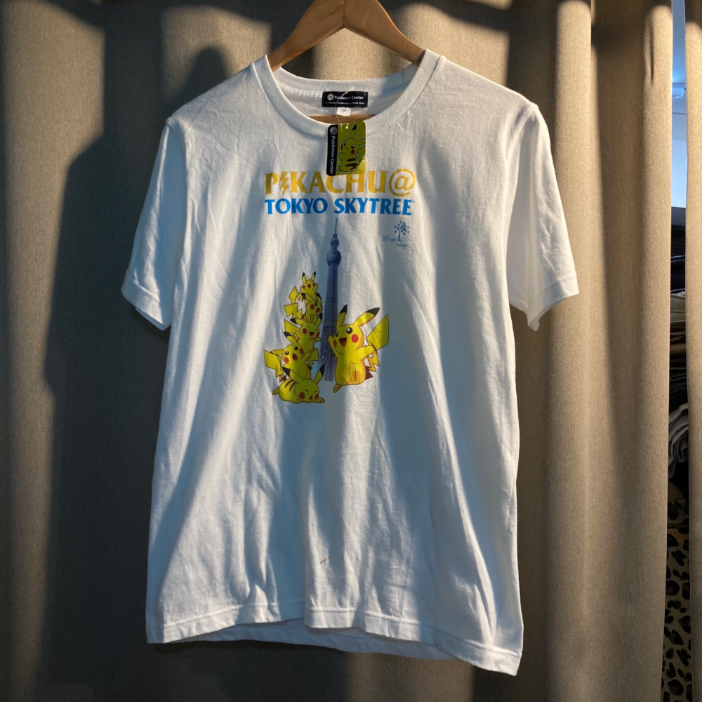 PIKACHU T-shirts S-M Size
